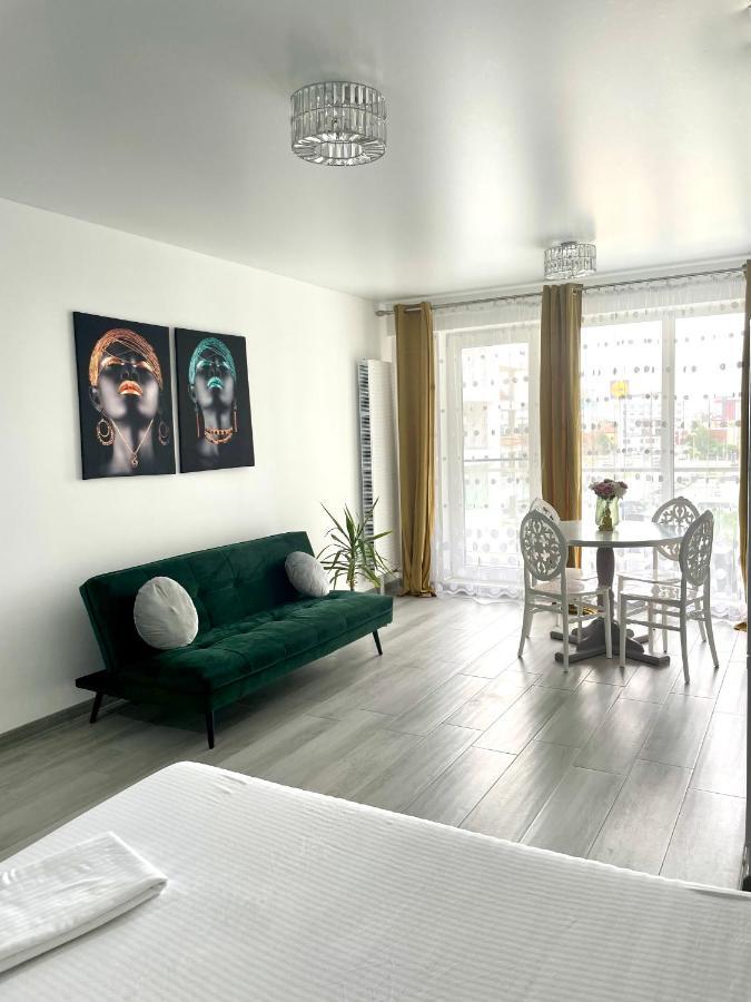 Appartement Dominic 2 Beds 1 Sofa Parking Pool Apartament By Alezzi Nord10 à Năvodari Extérieur photo