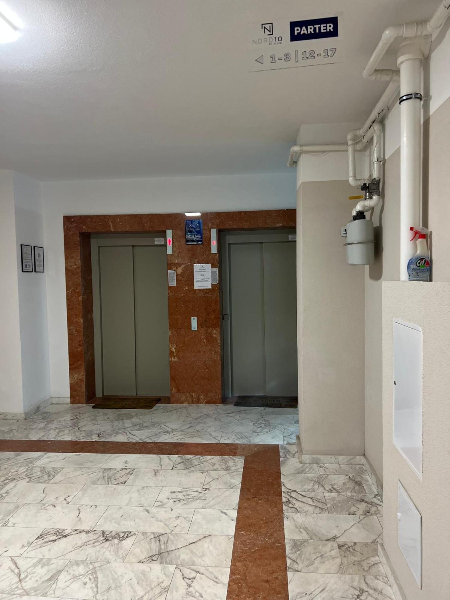 Appartement Dominic 2 Beds 1 Sofa Parking Pool Apartament By Alezzi Nord10 à Năvodari Extérieur photo